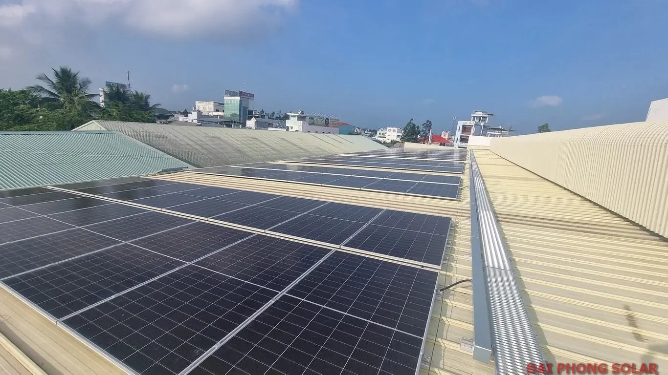 Tiết Kiệm Hóa Đơn Điện Đến 80% Lợi ích Của Năng Lượng Mặt Trời (1)