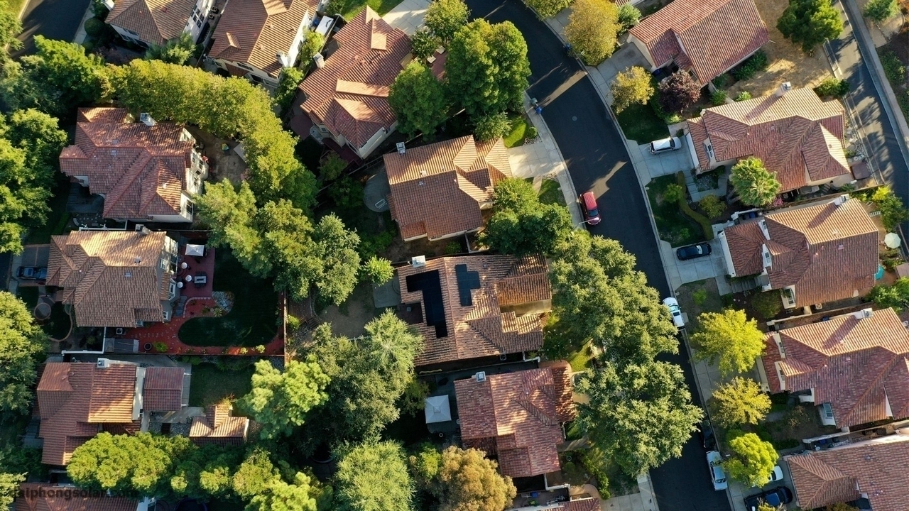 Điện Mặt Trời Bình Dương - Báo Giá Lắp Đặt Tốt Nhất 2024 Điện Mặt Trời Bình Dương - Báo Giá Lắp Đặt Tốt Nhất 2024